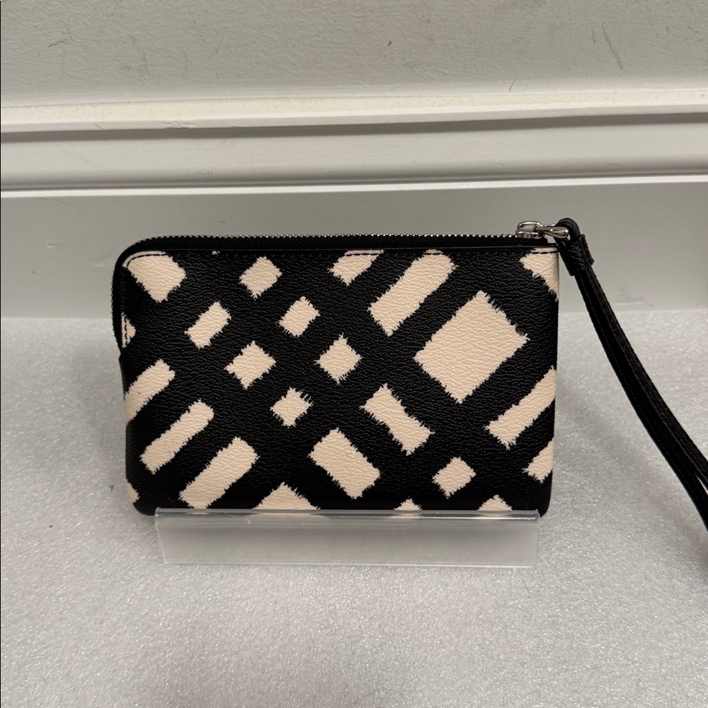 COACH Black and Cream Wild Plaid Print Patterned Wristlet Clutch - Picture 2 of 5